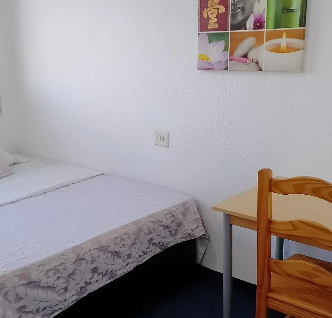 Habitacion Privada Centro Malaga Cerca De La Estacion De Tren Maria Zambrano Y Del Centro Historico Y De La Playa Spanyolország