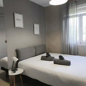 Victoria Apartment