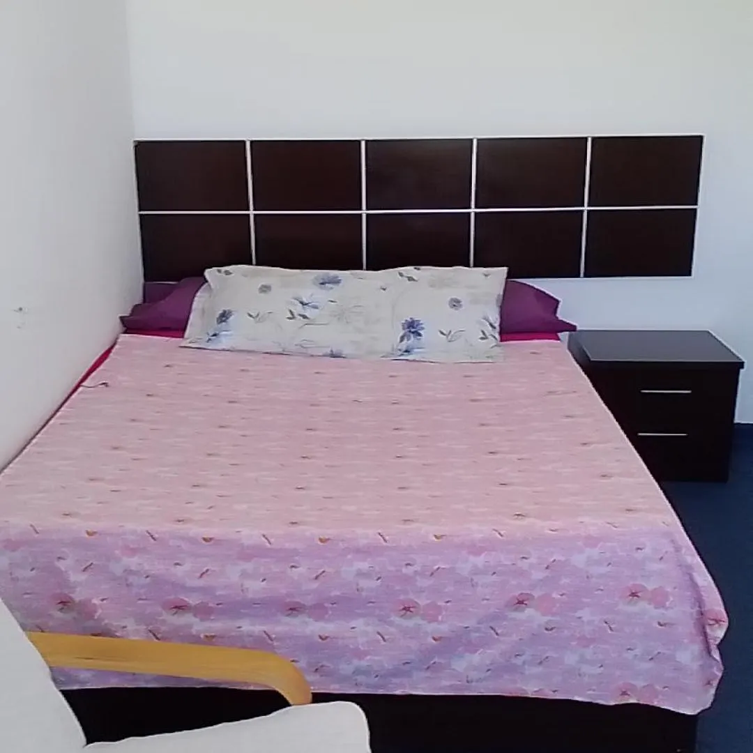 Homestay Habitacion Privada Centro Malaga Cerca De La Estacion De Tren Maria Zambrano Y Del Centro Historico Y De La Playa Spain