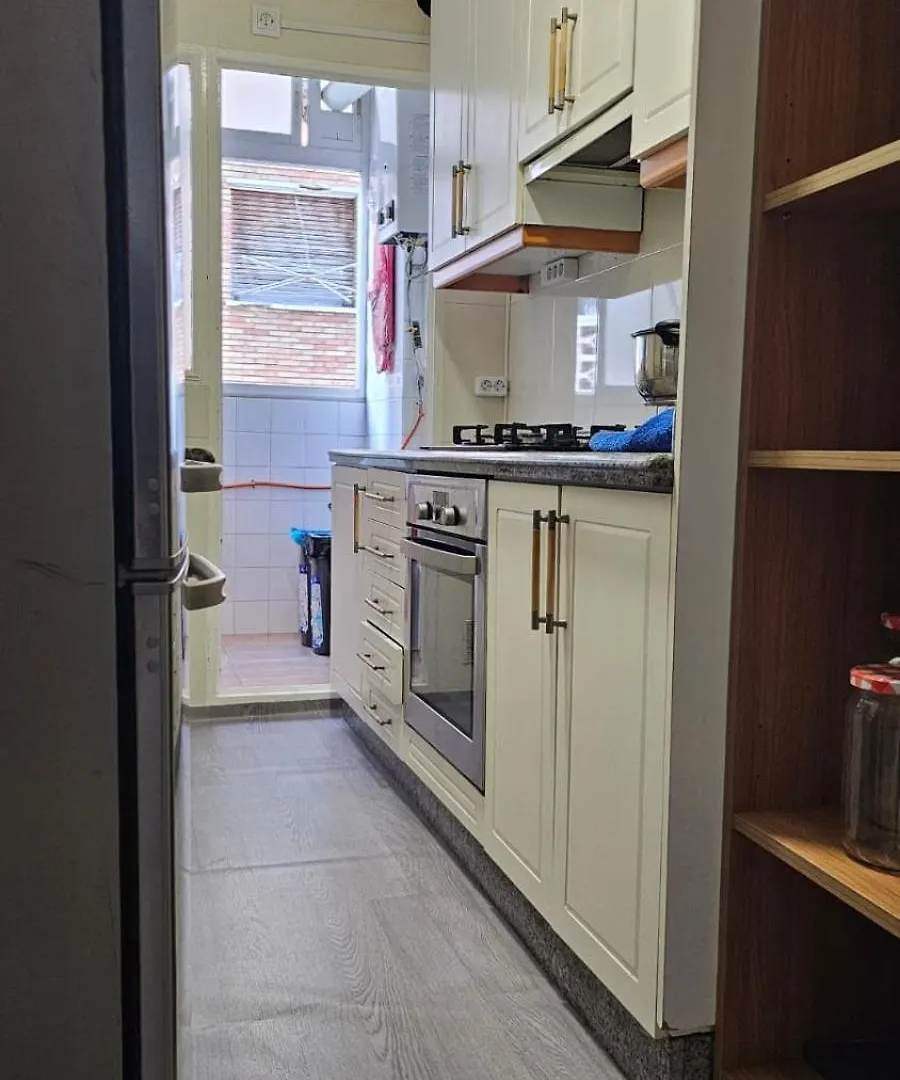 Homestay Habitacion Privada Centro Malaga Cerca De La Estacion De Tren Maria Zambrano Y Del Centro Historico Y De La Playa
