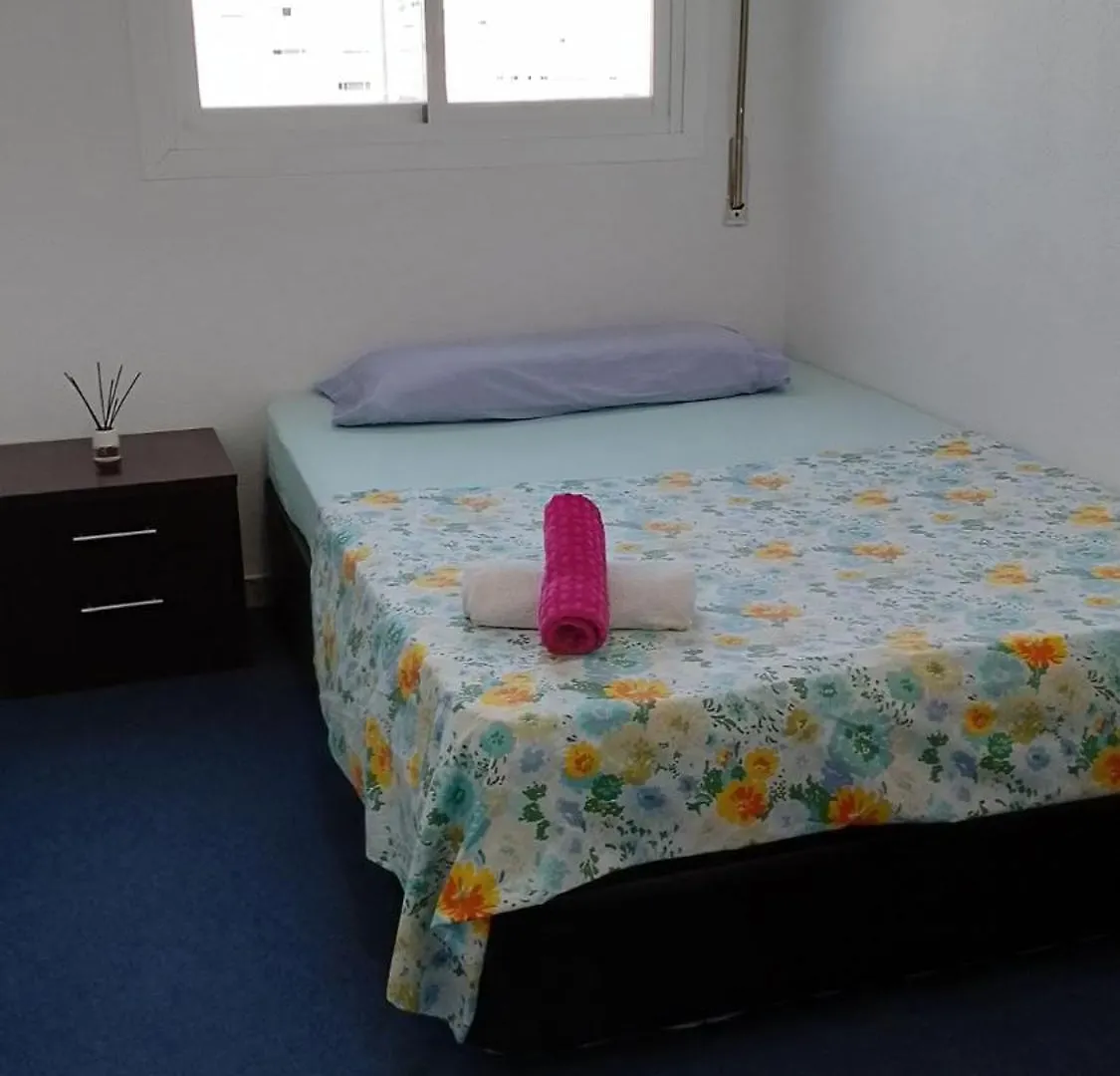 Habitacion Privada Centro Malaga Cerca De La Estacion De Tren Maria Zambrano Y Del Centro Historico Y De La Playa