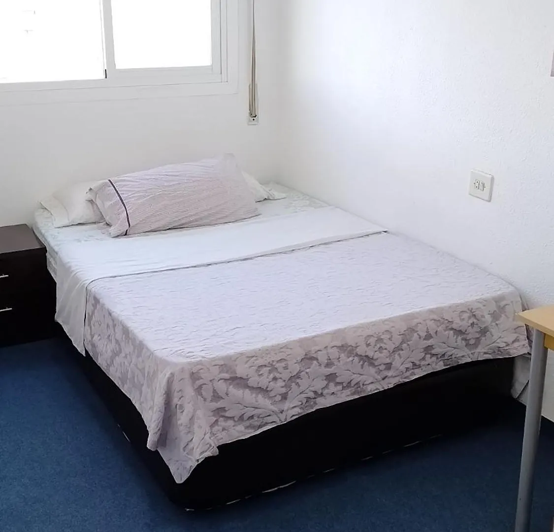 Homestay Habitacion Privada Centro Malaga Cerca De La Estacion De Tren Maria Zambrano Y Del Centro Historico Y De La Playa